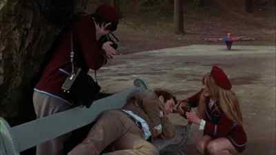 Wake up, mister.
Come on, wake up! - Girly