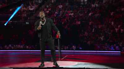 Wake up." - Kevin Hart: Irresponsible