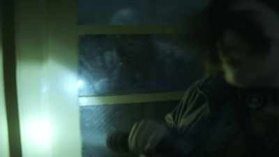 [Walker growls] - The Walking Dead: World Beyond