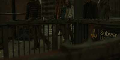 [walkers growling] - The Walking Dead: Dead City