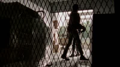 - Wait. - Hmm? I can't do this. - The Walking Dead