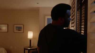 ? Walking in Memphis ? - Ghosted