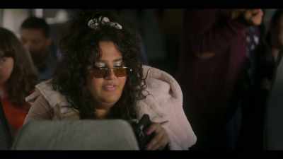 Wall Street Journal. - The Girls on the Bus