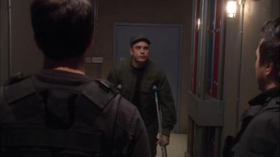 Wallace, what are you
doing here? - Stargate Atlantis
