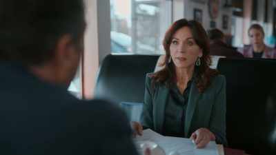 - "Walsh"?
- She went back - Aurora Teagarden Mysteries: Death at the Diner