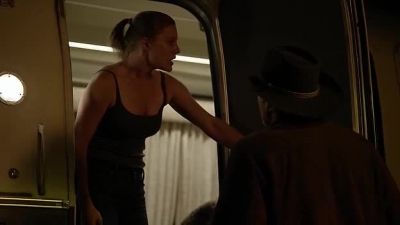 Walt, hey.
 What are you doing here? - Longmire