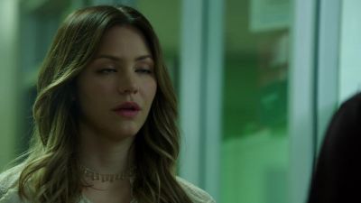 Walter, are you okay? - Scorpion