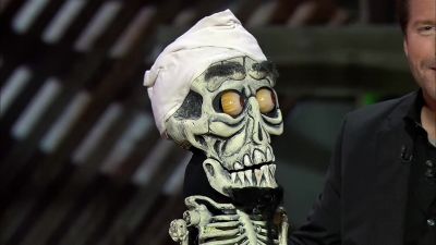 Walter says l m just a stinking Halloween decoration - Jeff Dunham: Spark of Insanity