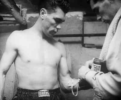 Walter is slowly becoming another man - Day of the Fight