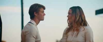 - Wanna know my secret?
- Mm-hmm. - The Hill