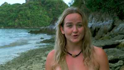 - Want to see me climb the tree?
- I do. - Naked and Afraid of Love