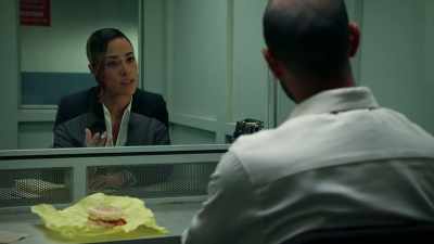 - Want to tell me about that?
- Me and Linda were arguing. - All Rise