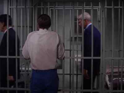 - Warden.
- Yes, Vic? - Mission: Impossible