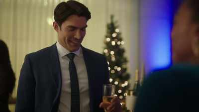 Warm cider by the fire?
Ooh, yeah, that sounds awful. - Dashing in December