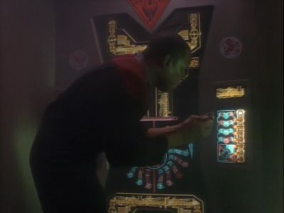 Warning. Main fusion reactors
will overload in 90 seconds. - Star Trek: Deep Space Nine