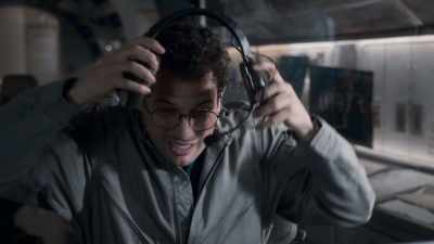 Warning. Please brace. - Snowpiercer