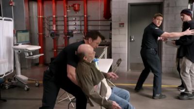 Warren! Warren! - Station 19
