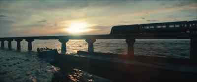 Was she running
from the past... - Reminiscence