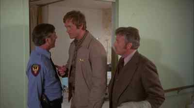 - Was someone to visit him?
- Just lawyer. - Walking Tall Part II