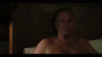 ♪ ♪ Wasn't gonna wear it long. - Yellowstone