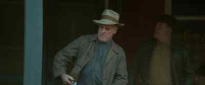 - Wasn't that Jack Bοndurant?
- Shit! - Lawless