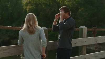 Wat was dat?
-De oom van Joel en Sammie. - Finding Love in Mountain View