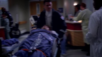 Watch it! Coming through! I got the arm. - Grey's Anatomy