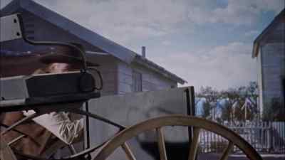 Watch it, David, over here. - The Proud Rebel