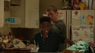 Watch it, ladies. - Shameless