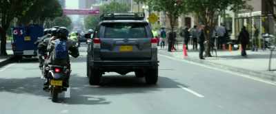 - Watch that motorcycles.
- On your left! - Mile 22