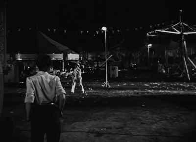 Watch him now. Don't hurt him. - Nightmare Alley