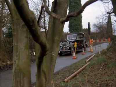 - Watch out for that truck.
- What is this? - The Legacy
