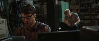 Watch out, Gus,
the signal is directly routed - Ultimate Justice