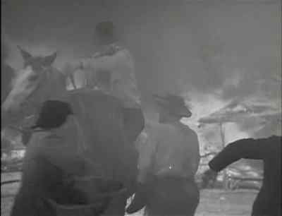 - Watch out for his leg and shoulder.
All right. - The Westerner