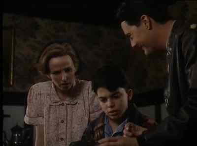 Watch this. - Roswell