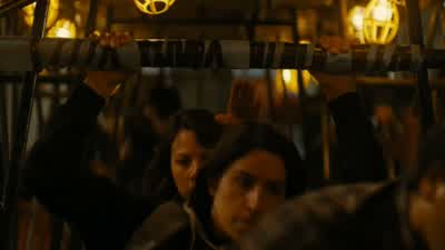 - - Watch your head, watch your head. - Fear the Walking Dead