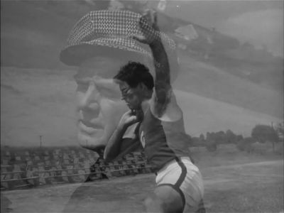 Watching Thorpe in succeeding weeks - Jim Thorpe    All American