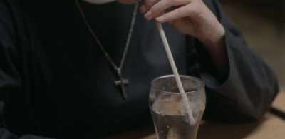 [water bubbling] - Darlin'
