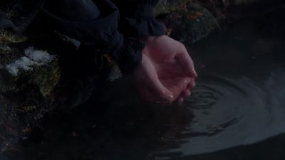 (water flowing) - Reign