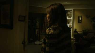 [water gushing,
dishes clattering] - Dirty John