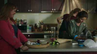 - Water please. - Five Bedrooms