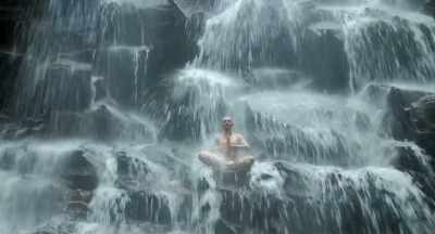 [water rushing] - The Mindfulness Movement