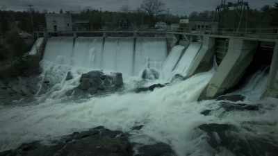 [water rushing] - Eyewitness