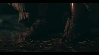 [water splashes]
[Mary gasps] - Christmas with The Chosen: Holy Night