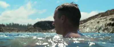 [water splashes] - Come to Daddy