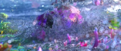 (water splashing)
(dramatic music) - Deep Sea