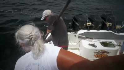 [water splashing] - Deadliest Catch: Bloodline