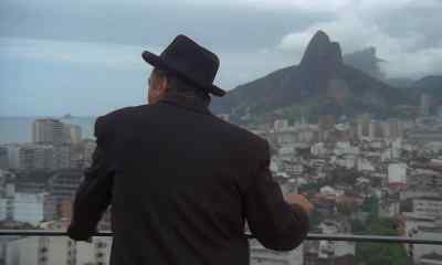 (WATER SPLASHING) - The Girl from Rio