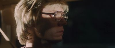[water splashing] - Dahmer – Monster: The Jeffrey Dahmer Story