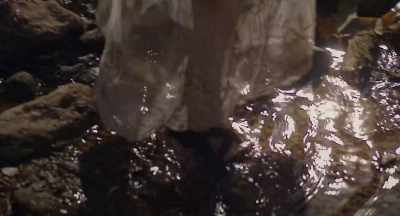 (water trickling) - Parallax
